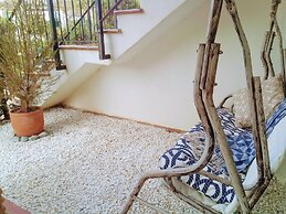 Home Star Thalassa