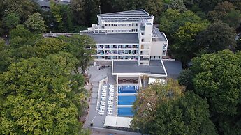Ariana Hotel - All Inclusive