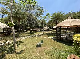 Golden Amoon Resort