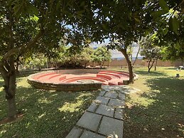 Golden Amoon Resort
