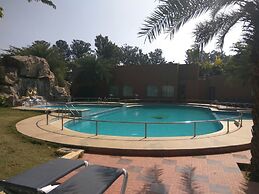 Golden Amoon Resort