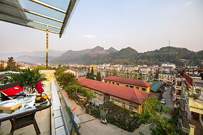 Sapa Mountain Queen House