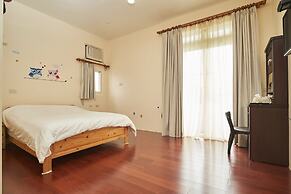 Dragon House B&B
