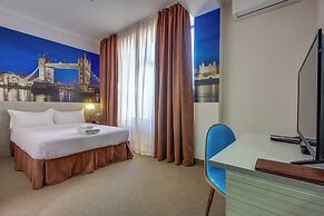 Bridges Hotel