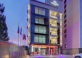 Bridges Hotel