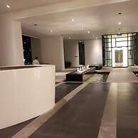 Vogue Suites One