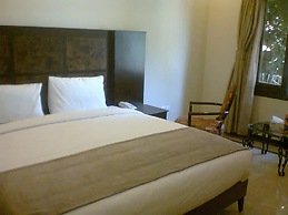 Larish Residency
