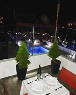 Hotel Grand H&R
