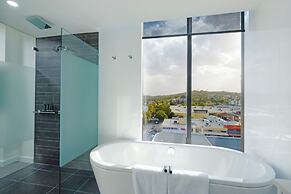 Mantra Albury Hotel