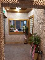 Business Hotel