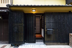 karaku Inn