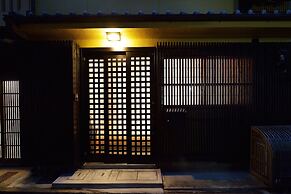 karaku Inn