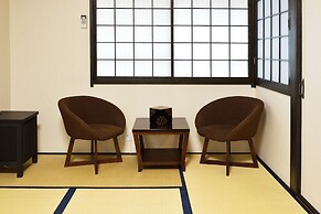 karaku Inn