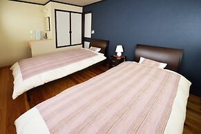 karaku Inn