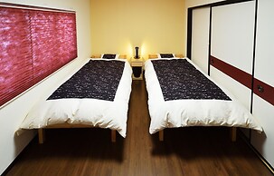 Raku Inn