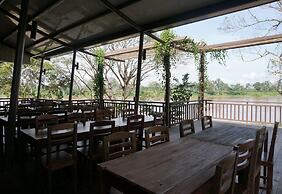 Bansaeo Garden and Resort