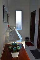 Askara Guest House - Hostel