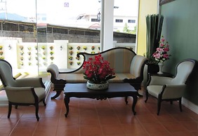 Chour Palace Hotel