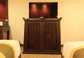 Chour Palace Hotel