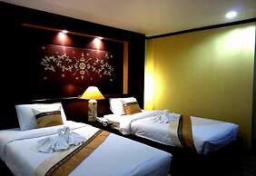 Chour Palace Hotel