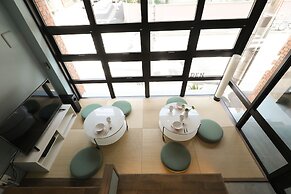hostel DEN