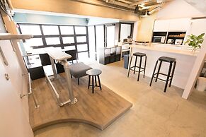 hostel DEN