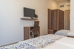 Hotel Lavender - Oleander Resort