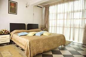 Ivys Hotel