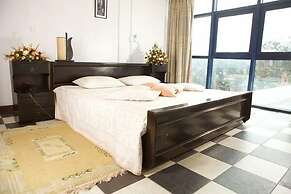 Ivys Hotel