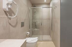 Trianon Luxury Apartments & Suites