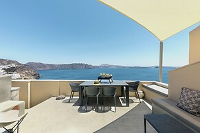 Caldera Houses