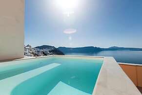 Caldera Houses