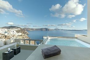 Caldera Houses