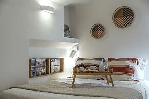 Caldera Houses