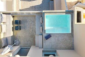Caldera Houses