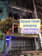 Space Hotel