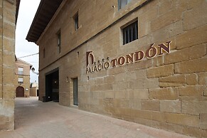 Palacio Tondon, Autograph Collection