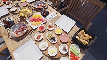 Yasemin Hotel