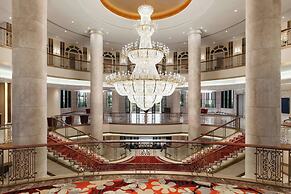 Sheraton Grand Danang Beach Resort & Spa