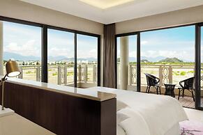 Sheraton Grand Danang Beach Resort & Spa
