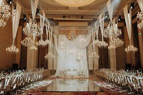 Sheraton Grand Danang Beach Resort & Spa