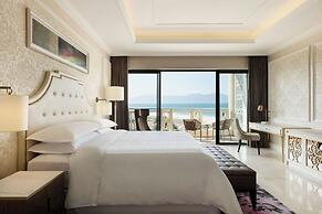 Sheraton Grand Danang Beach Resort & Spa
