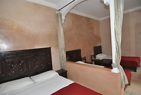 Hotel Cecil