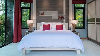 Moin Lakeside Pool Villa ChiangMai