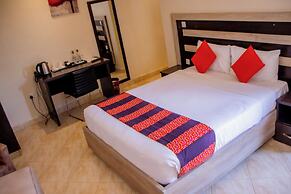 Mara Frontier Hotel