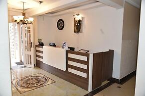 Mara Frontier Hotel
