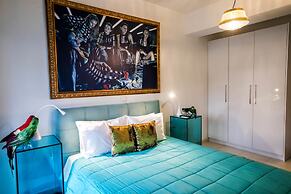 Deluxe Apartments