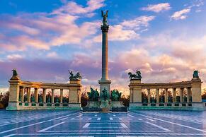 Hotel Clark Budapest - Adults Only