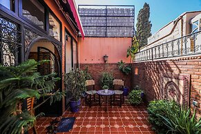 Riad For S