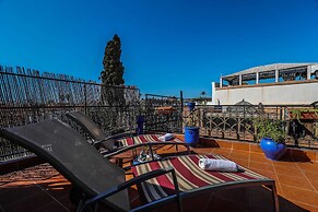 Riad For S